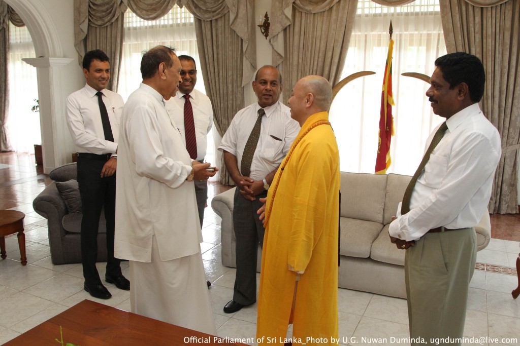 _pix by u.g.nuwan dumindaIMGL3438_pix by u.g.nuwan duminda